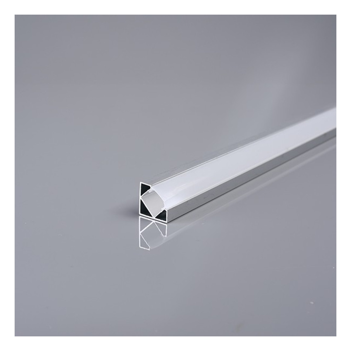 Profil Aplicat Colt 2000x18x18Mm 45° Plus