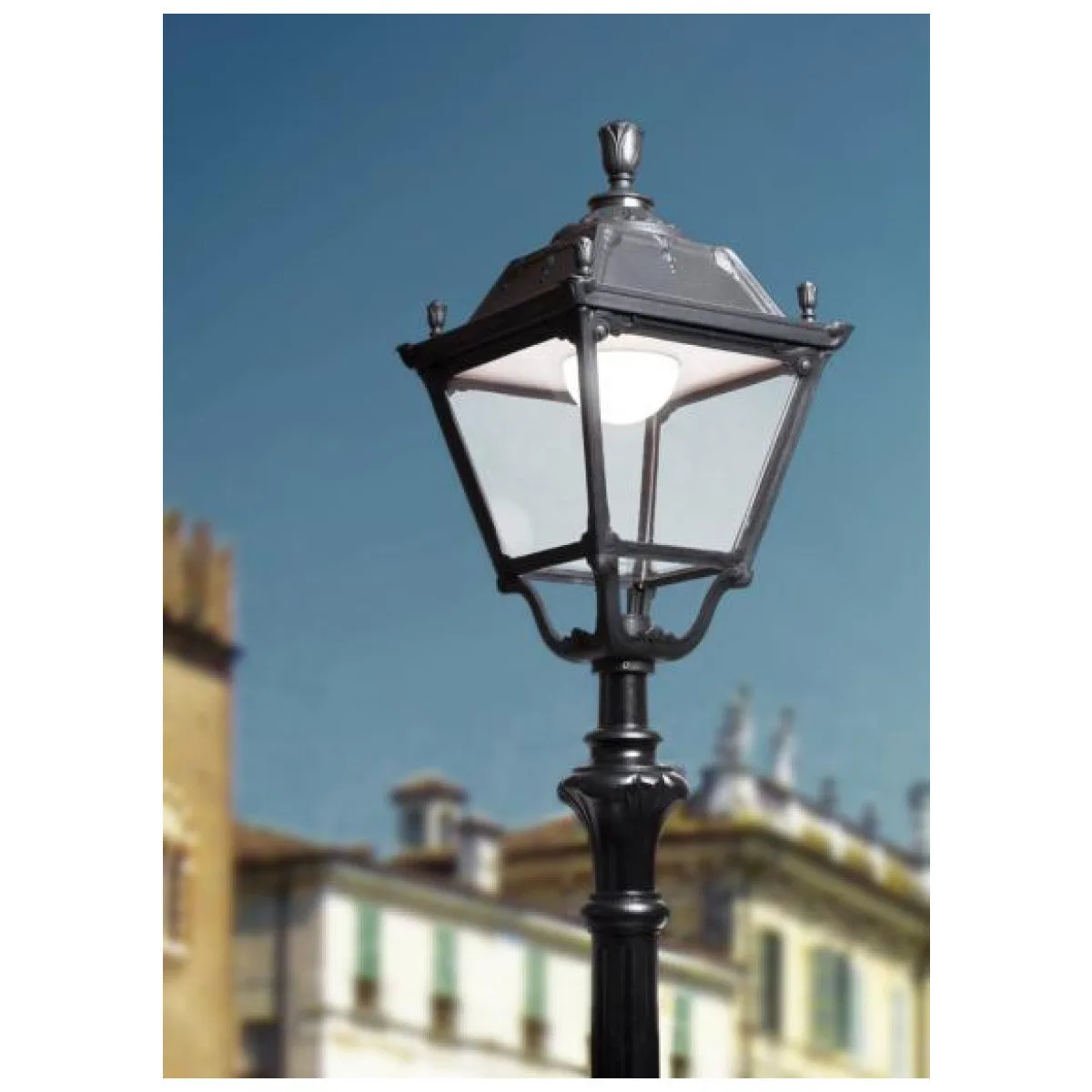 Corp Iluminat Pentru Gradina Elia LED 60W E27 Negru
